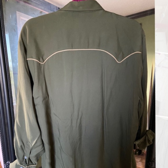 Authentic Vintage Western Button-Up - Picture 2 of 4